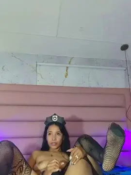 Cam4 Nude Webcam of Sara_Myers
