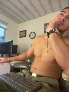 Cam4 Free Porn Cam of dimitri_coleman