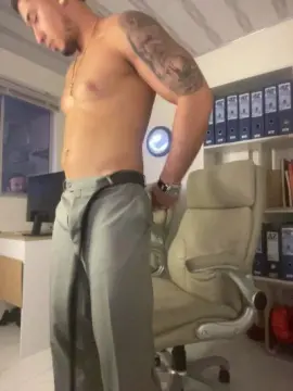 Cam4 Adult Video Chat of dimitri_coleman