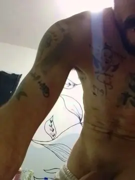 Cam4 Live Sex Cam of tatto_sexy