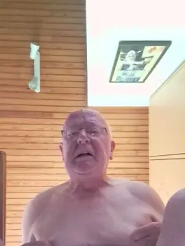 Cam4 Live Porn of robert42