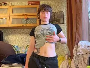 Cam4 Live Porn of HedyLombardino
