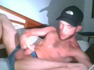 Cam4 Live Sex of RaveisKing75
