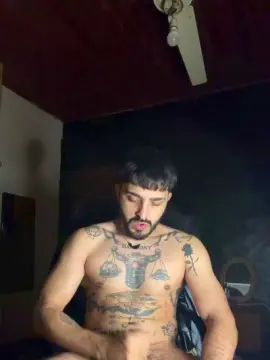 Cam4 Live Porn of Outher97