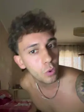 Cam4 Free Live Porn of manu2620xxx