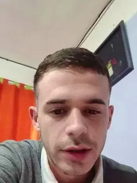 Cam4 Nude Webcam of Leoo2277