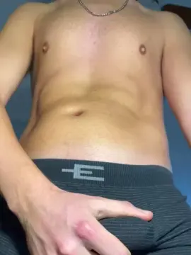 Cam4 Live Sex of Matiasss214