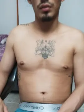 Cam4 Free Live Porn of SrIncognito666