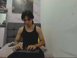 Cam4 Private Sex Chat of sweetauracouple