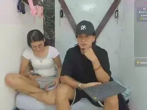 Cam4 Adult Webcams of sweetauracouple