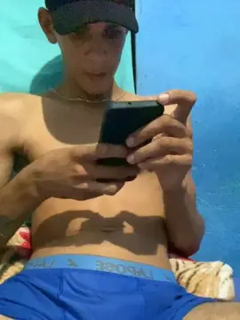 Cam4 Sex Cam of Rawnovin77