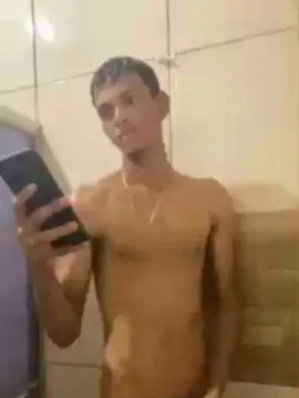 Cam4 Live Sex Cam of Rawnovin77