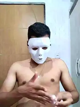 Cam4 Live Sex of maxshuel