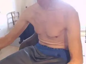 Cam4 Watch Live Sex Cams of daug76