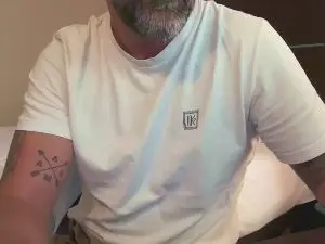 Cam4 Live Porn of romanopoil
