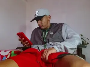 Cam4 Live Porn of Skinny23cm