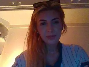 Cam4 Live Sex of LuckyAlice