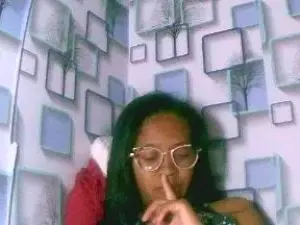 Cam4 Live Porn of rose390