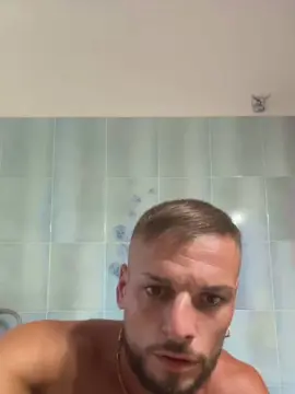 Cam4 Watch Live Sex Cams of IronDylan