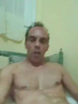 Cam4 Sex Cam of chicoatrevido2