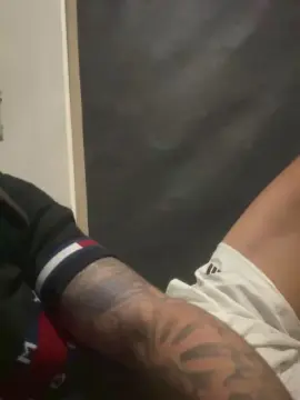 Cam4 Live Sex of AtletaSarado