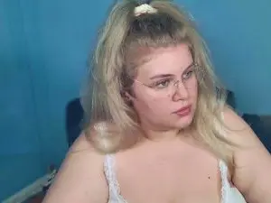 Cam4 Nude Webcam of Ally_baby