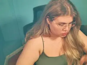 Cam4 Adult Video Chat of Ally_baby