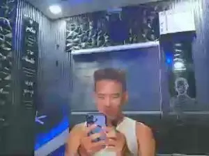 Cam4 Live Sex of topless_hot