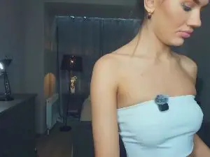 Cam4 Best live sex cam show of ShawanaSonkens