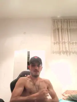 Cam4 Free Live Porn of Gufetto99