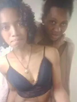 Cam4 Live Sex Cam of EmillieG