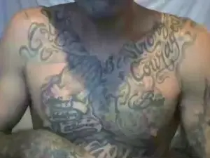 Cam4 Sex Cam of Prettyboytatted