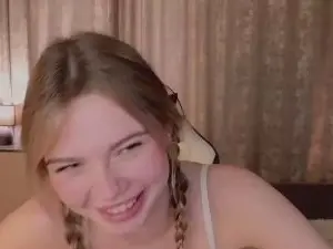 Cam4 Best live sex cam show of AlesiaPacquin