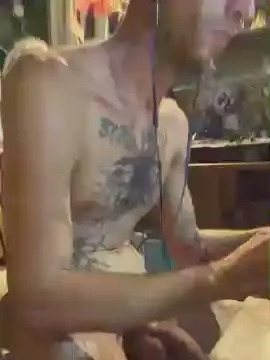 Cam4 Free Live Porn of PaSuaveYo