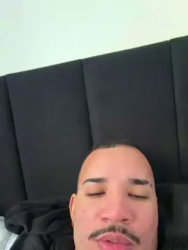 Cam4 Watch Live Sex Cams of elbobayma