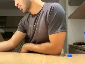 Cam4 Watch Live Sex Cams of Drgym18