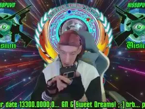 Cam4 Free Live Porn of sillynerd