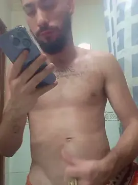 Cam4 Free Live Porn of Denuevosaqui