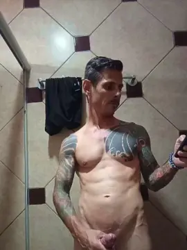 Cam4 Nude Webcam of MASSAGISTA19CM4