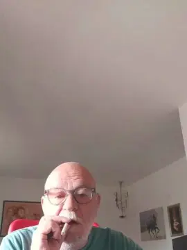 Cam4 Watch Live Sex Cams of vecchioporco7
