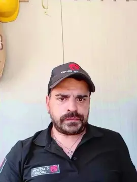 Cam4 Live Porn of Giorgiomuffi