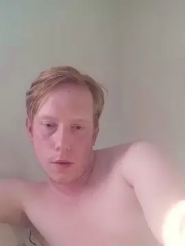 Cam4 Free Live Porn of Reboy386
