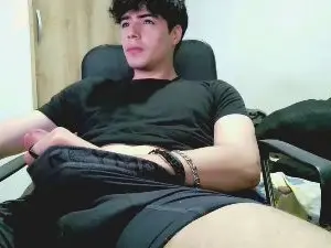 Cam4 Sex Chat of gerardcolo