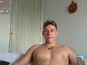 Cam4 Live Porn of Latino_Milk_99