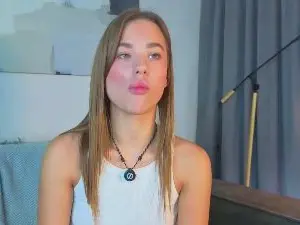 Cam4 Live Sex of TrinaTriolo