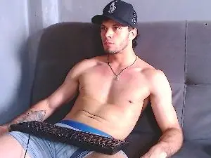 Cam4 Adult Webcams of dominic_rodrig1