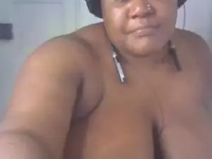 Cam4 Live Sex of Ebony_magixs