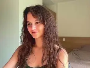 Cam4 Free Live Porn of CyrstalShen