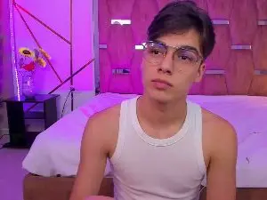 Cam4 Live Sex Cam of Gerony