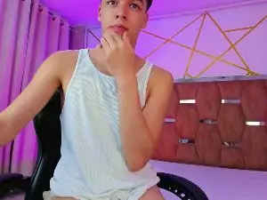 Cam4 Live Sex Cam of Gerony
